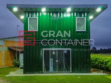 Container dois andares, 4 módulos de 6 m com escada