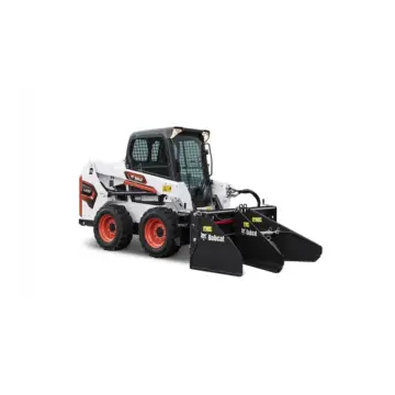 Minicarregadeira Bobcat S550, 894 kg de carga e 61 hp