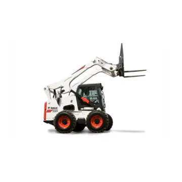 Minicarregadeira Bobcat S850, 1.850 kg de carga e 92 hp